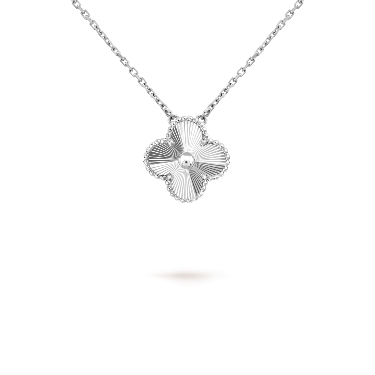 [Royal]CLOVER 15MM NECKLACE SILVER COLLECTION