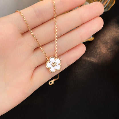 [Royal Jewellery]LUCKY  WHITE MOP  PLUM BLOSSOM NECKLACE