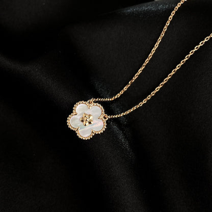[Royal Jewellery]LUCKY  WHITE MOP  PLUM BLOSSOM NECKLACE