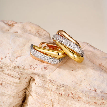 [Royal] TRINITY HALF DIAMOND  CUSHION EARRINGS