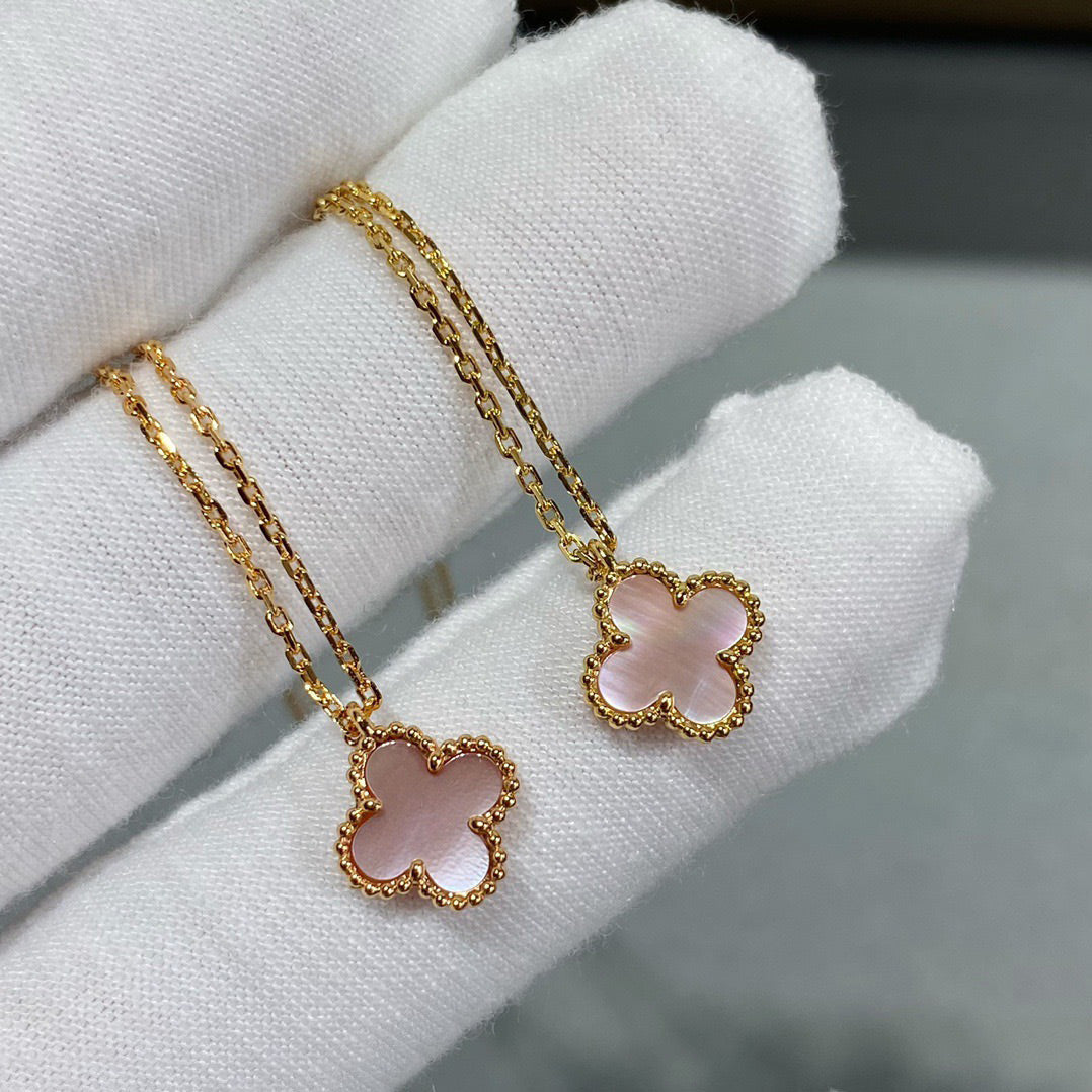[Royal Jewellery]CLOVER 15MM PINK MOTHER-OF-PEARL SINGLE FLOWER NECKLACE