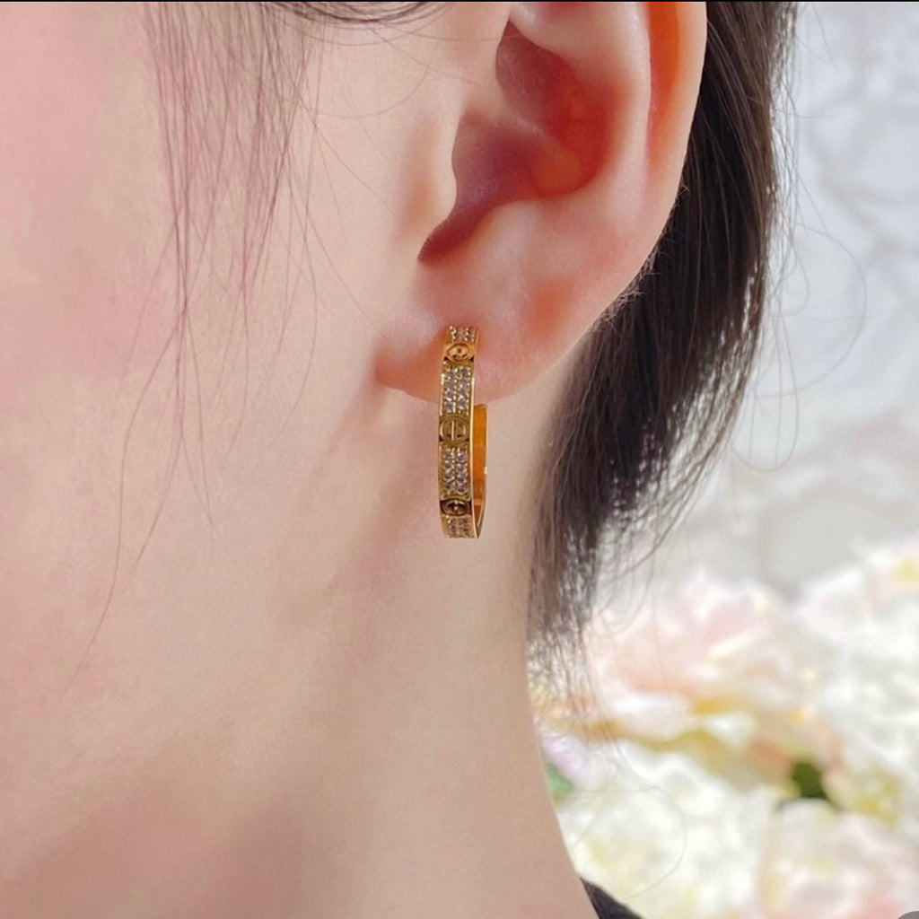 [Royal] LOVE EARRINGS 3.6MM DIAMOND PAVED
