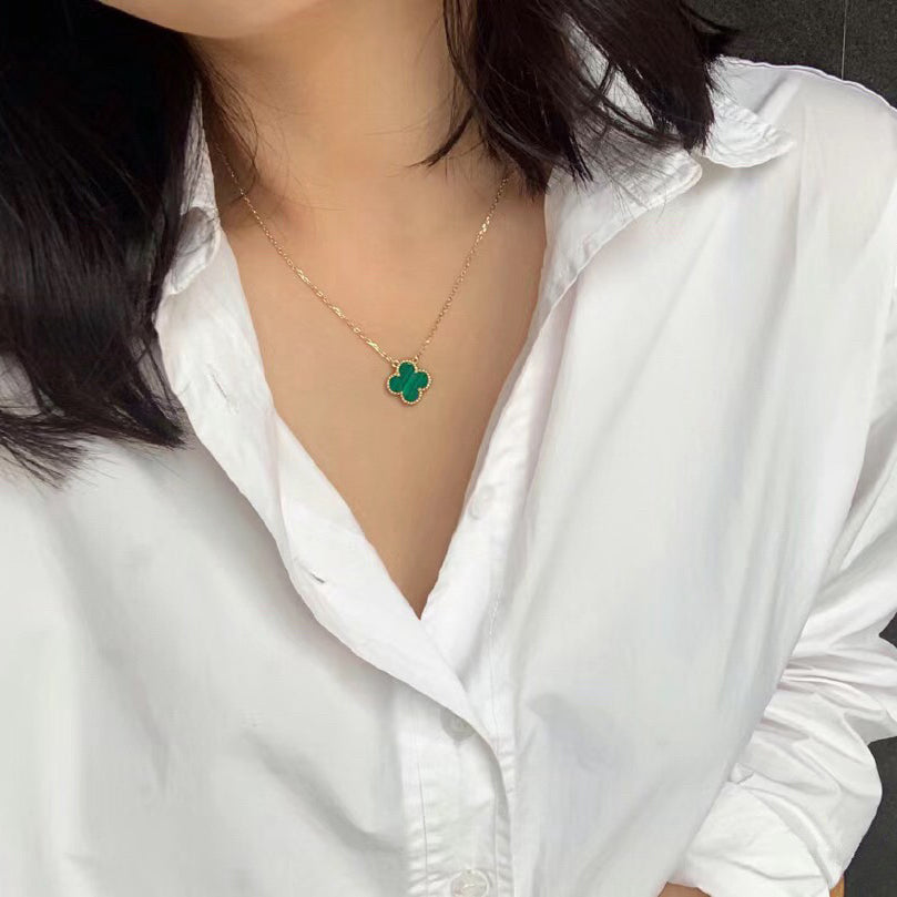 [Royal Jewellery]CLOVER 15MM MALACHITE SINGLE FLOWER  NECKLACE