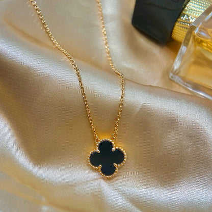 [Royal Jewellery]CLOVER 15MM BLACK ONYX SINGLE FLOWER NECKLACE
