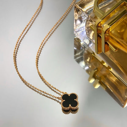 [Royal Jewellery]CLOVER 15MM BLACK ONYX SINGLE FLOWER NECKLACE