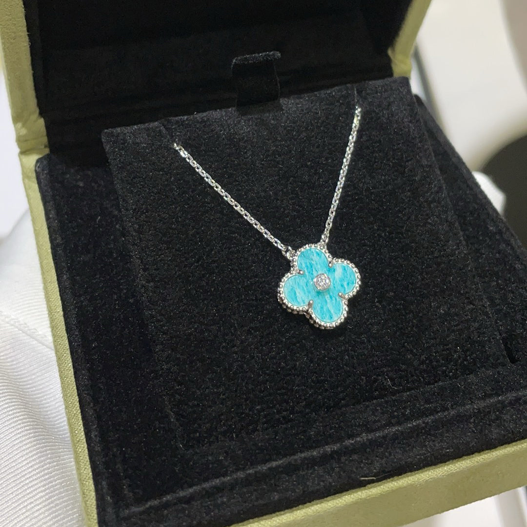 [Royal Jewellery]CLOVER 15MM DIAMOND SVRES PORCELAIN  NECKLACE SILVER