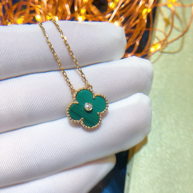 [Royal Jewellery]CLOVER 15MM DIAMOND TURQUOISE NECKLACE