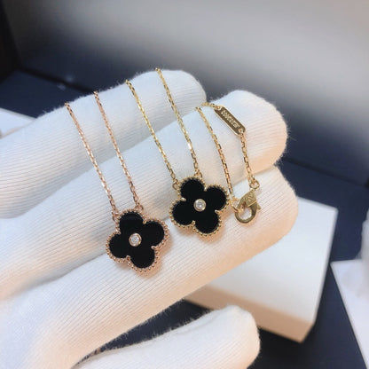 [Royal Jewellery]CLOVER 15MM DIAMOND ONYX NECKLACE