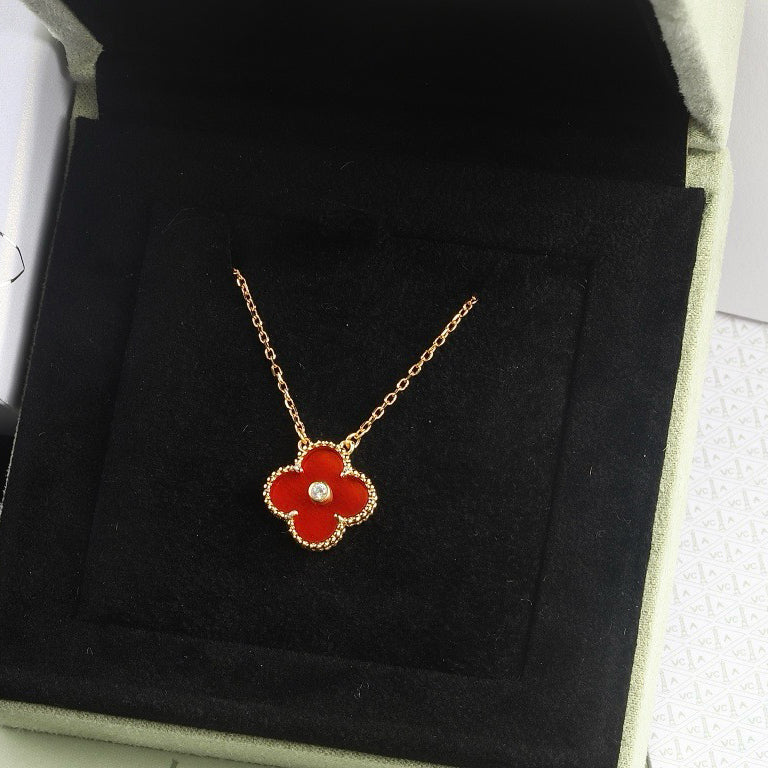 [Royal Jewellery]CLOVER 15MM DIAMOND CARNELIAN NECKLACE