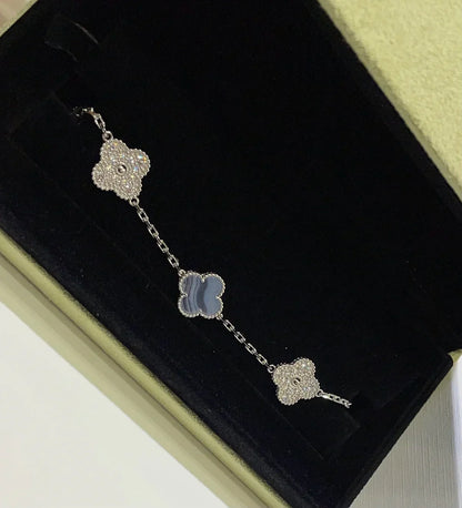 [Royal Jewellery] CLOVER 5 MOTIF PURPLE CHALCEDONY BRACELET COLLECTION