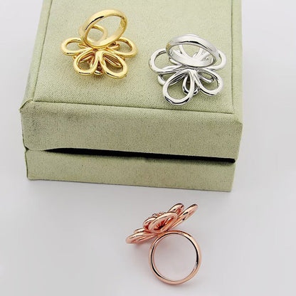 [Royal] FLOWERLACE RING 5 DIAMONDS
