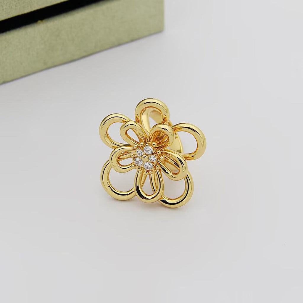 [Royal] FLOWERLACE RING 5 DIAMONDS