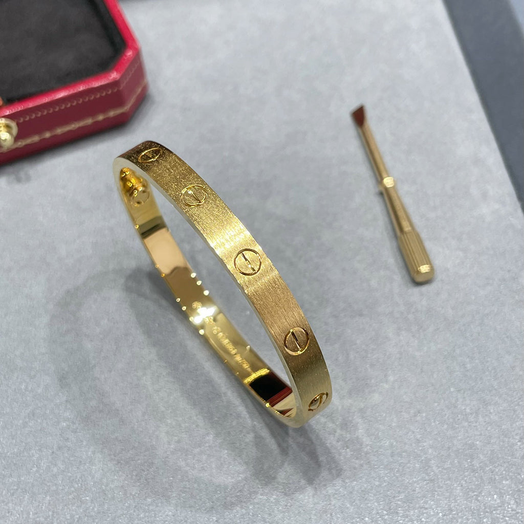 [Royal] LOVE BRACELET 6.1MM BRUSHED