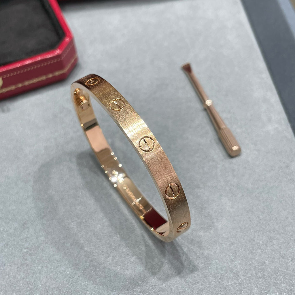 [Royal] LOVE BRACELET 6.1MM BRUSHED