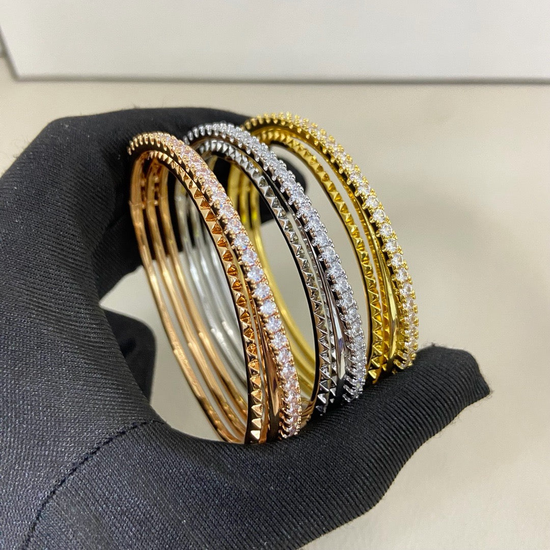 [Royal] ETINCELLE HALF-PAVED DIAMOND BRACELET