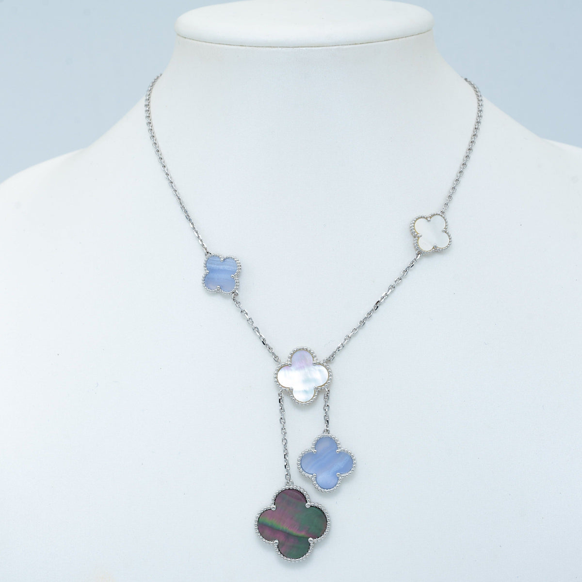 [Royal Jewellery]CLOVER MOP CHALCEDONY NECKLACE SILVER 6 MOTIF