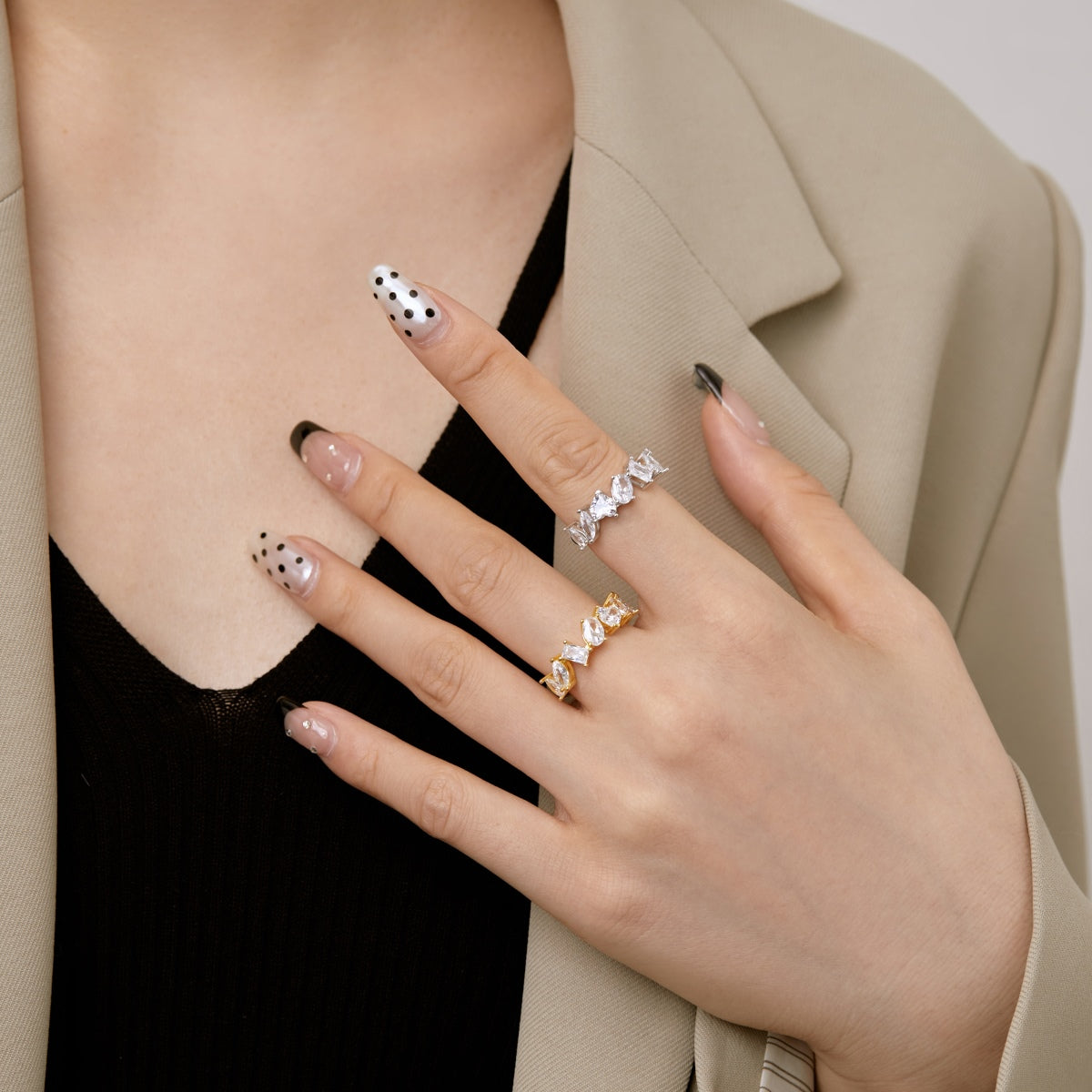 [Royal Jewellery]Delicate Multi Cut Ring