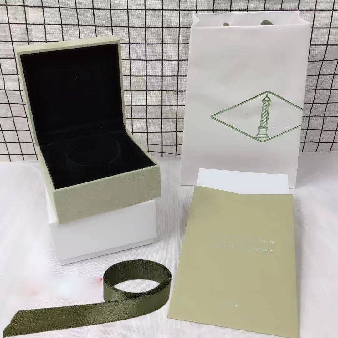 [Royal] VA CLOVER BOX GIFT BAG