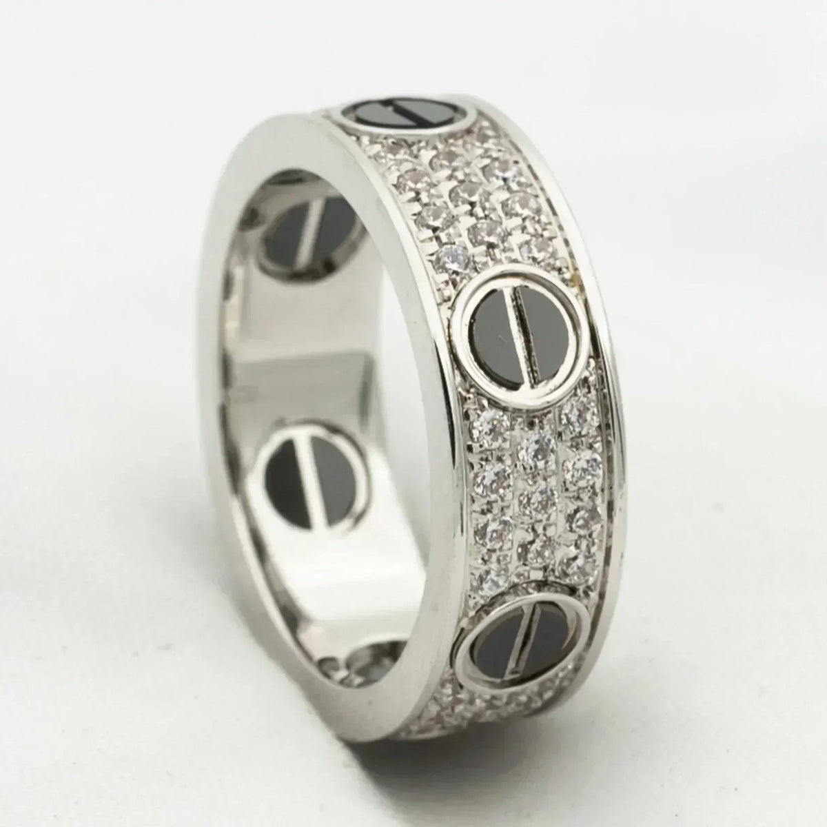 [Royal Jewellery]LOVE RING 5.5MM DIAMONDS PAVED CERAMIC