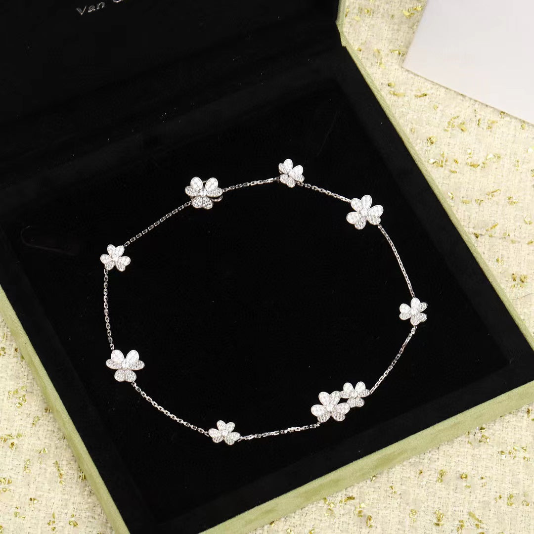[Royal Jewellery]FRIVOLE SILVER 9 FLOWERS NECKLACE
