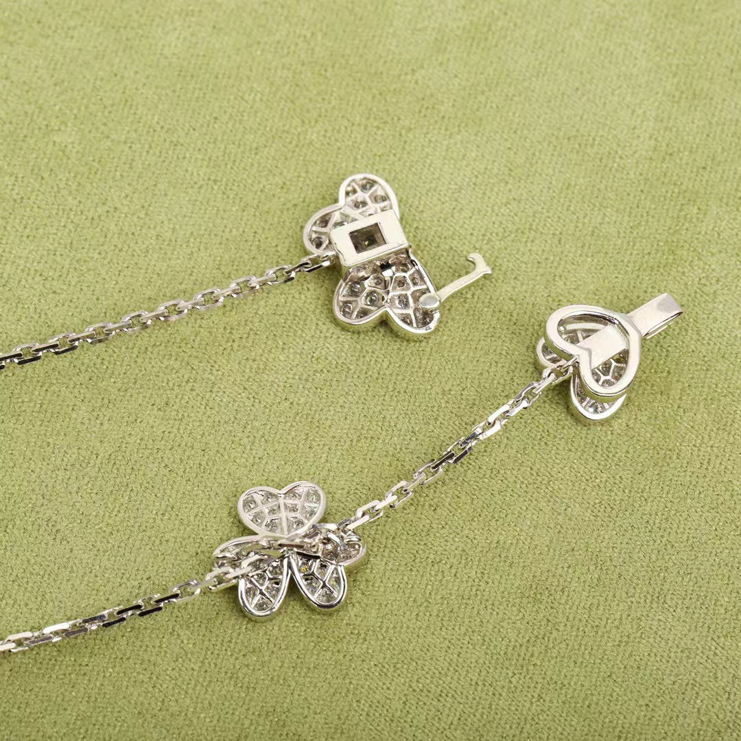[Royal Jewellery]FRIVOLE SILVER 9 FLOWERS NECKLACE