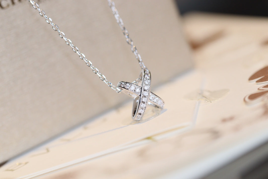 [Royal Jewellery]JEUX DE DIAMOND NECKLACE