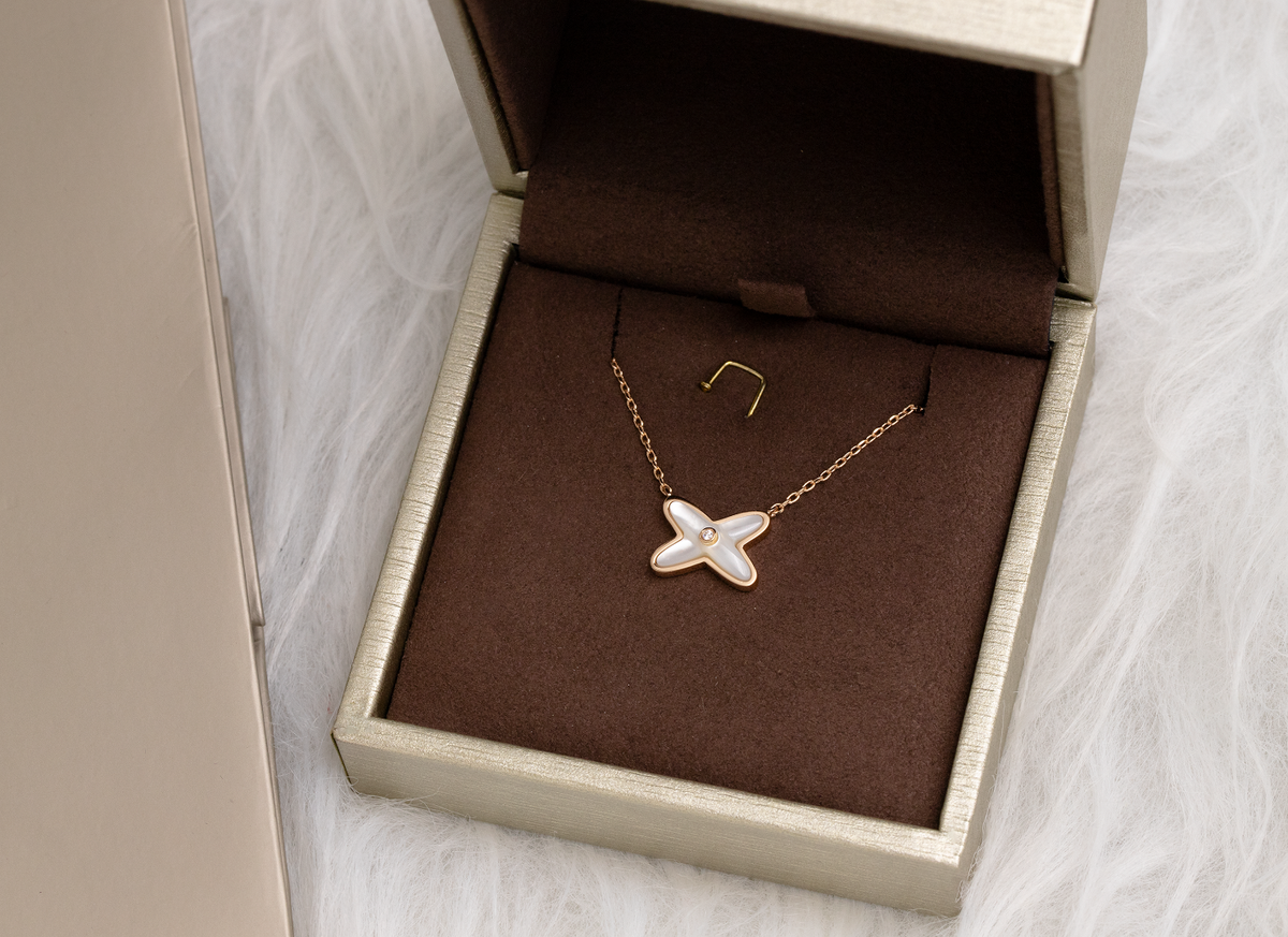 [Royal Jewellery]JEUX DE NECKLACE 1 DIAMOND