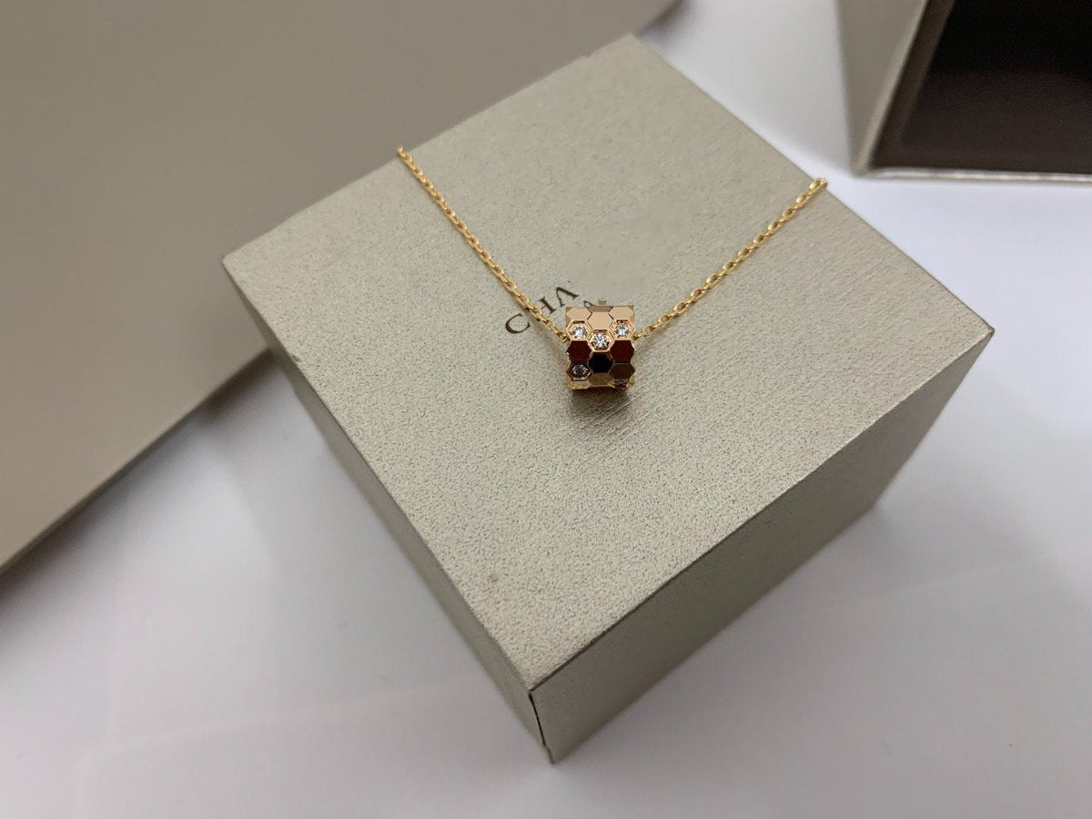 [Royal Jewellery]BEE LOVE DIAMOND NECKLACE