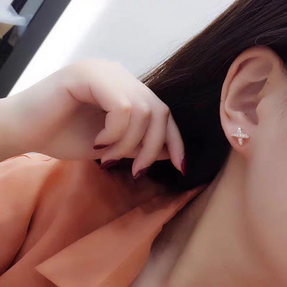 [Royal Jewellery]JEUX DE GOLD DIAMOND EARRINGS