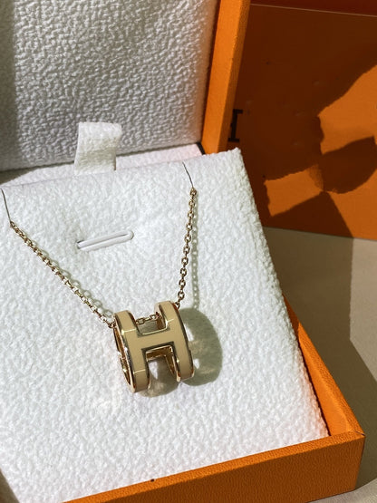 [Royal Jewellery]HM CLIC YELLOW ENAMEL GOLD NECKLACE