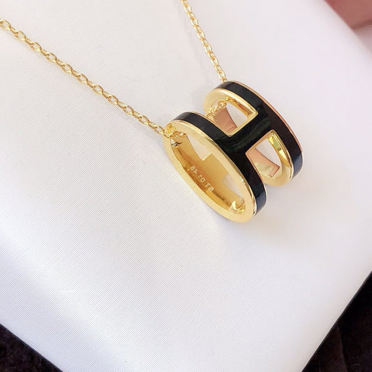[Royal Jewellery]HM CLIC BLACK ENAMEL GOLD NECKLACE