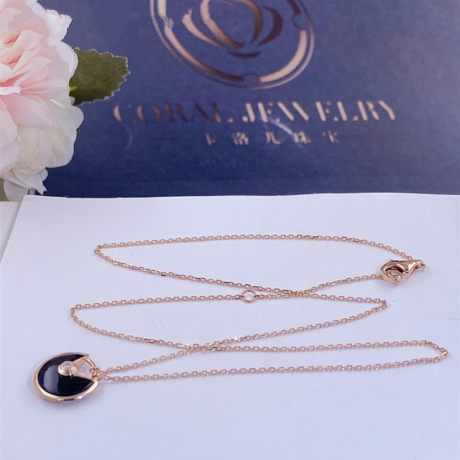 [Royal Jewellery]AMULETTE ROSE GOLD ONYX NECKLACE