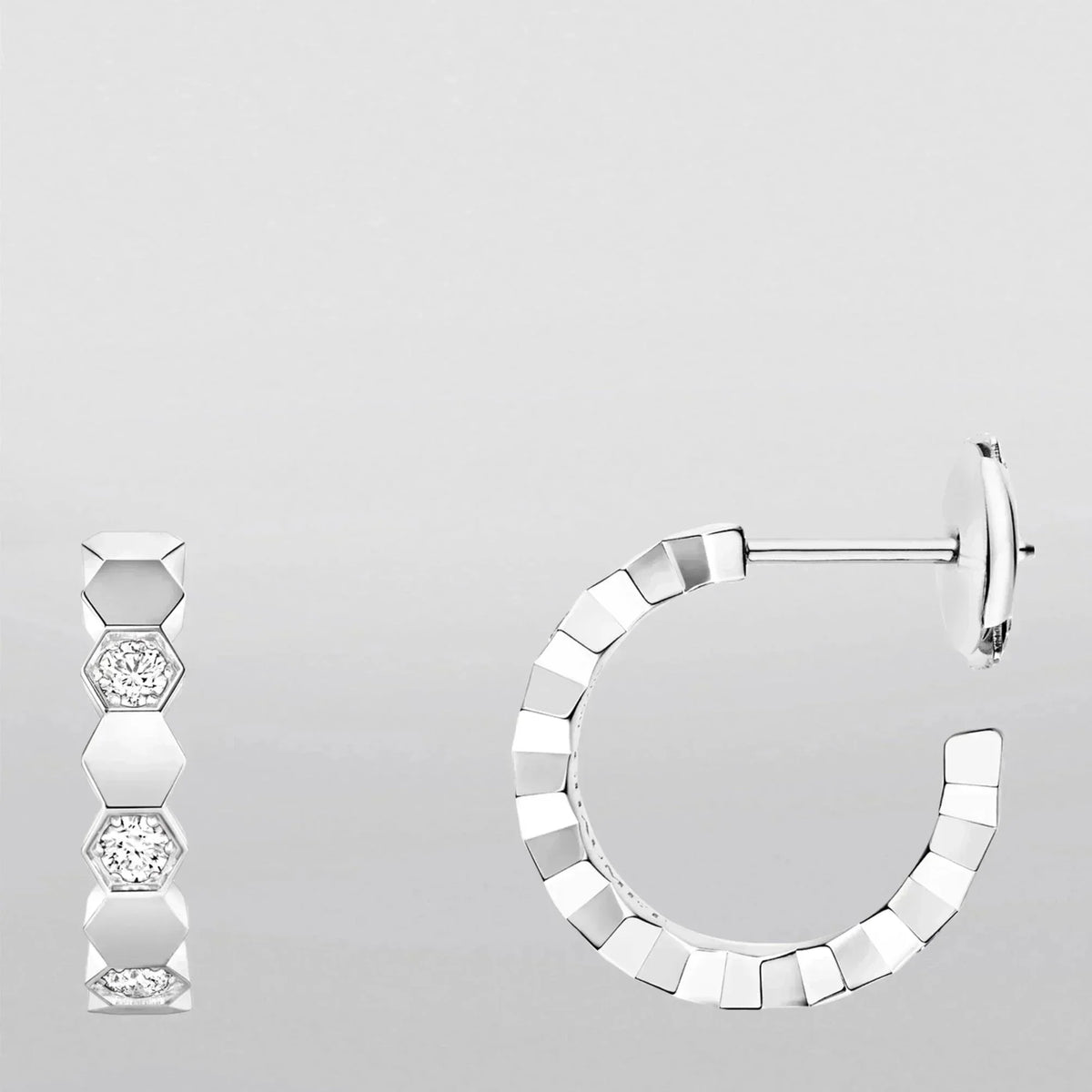 [Royal Jewellery]Hollow Design Four-Leaf Clover Flower Shape Earrings