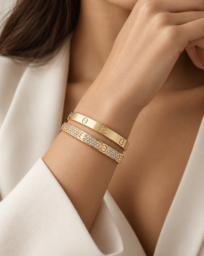 [Royal] LOVE  Classic & Diamond-Paved Bracelet Stack Set