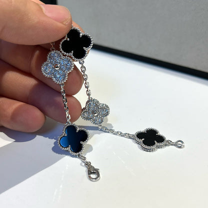 [Royal Jewellery] CLOVER 5 MOTIF ONYXS BRACELET COLLECTION