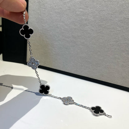 [Royal Jewellery] CLOVER 5 MOTIF ONYXS BRACELET COLLECTION