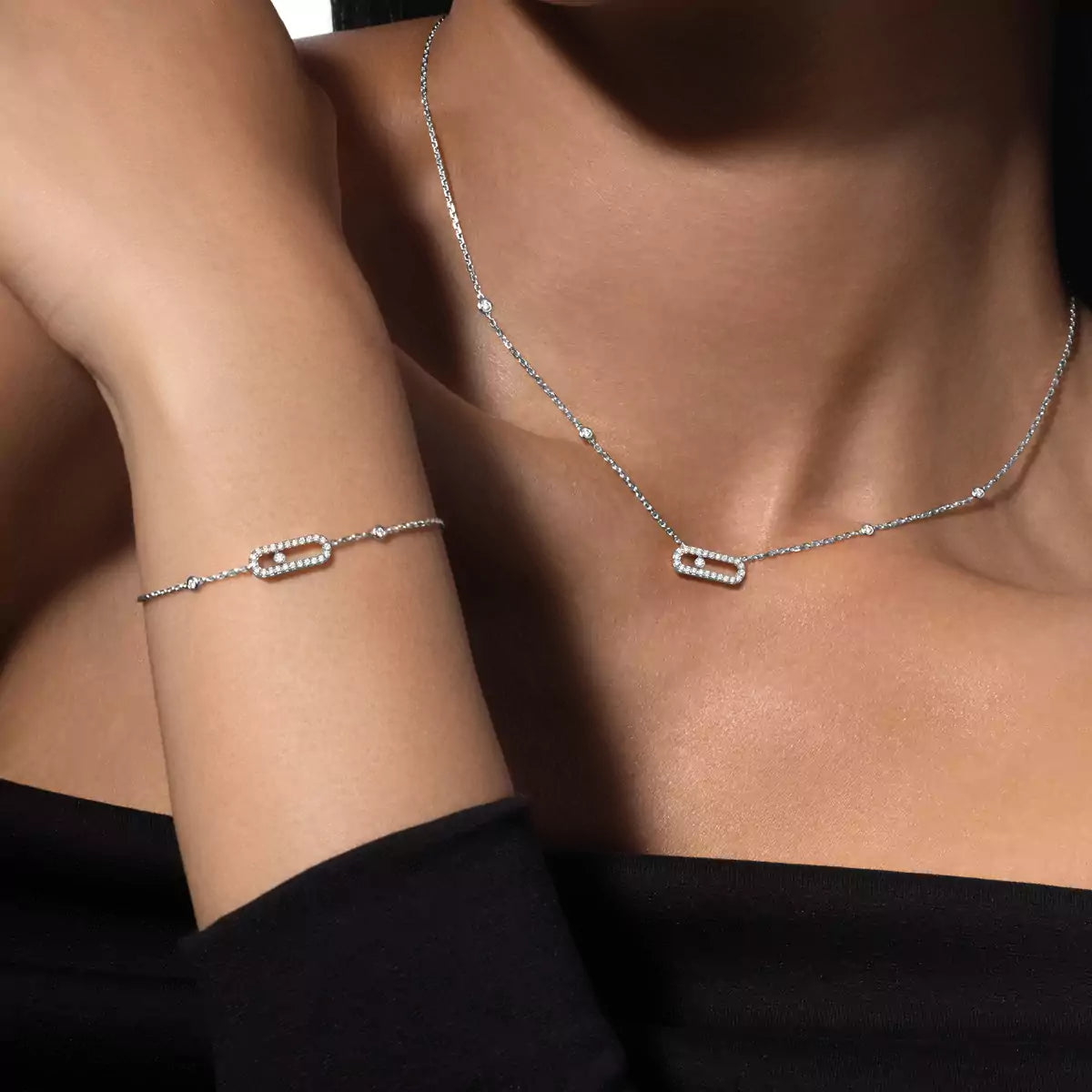 [Royal Jewellery]Diamond Necklace Move Uno