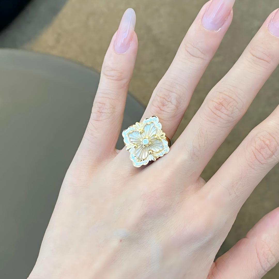 [Royal JEWELRY] OPERA TULLE  RING WITH  ENAMEL BACKGROUND