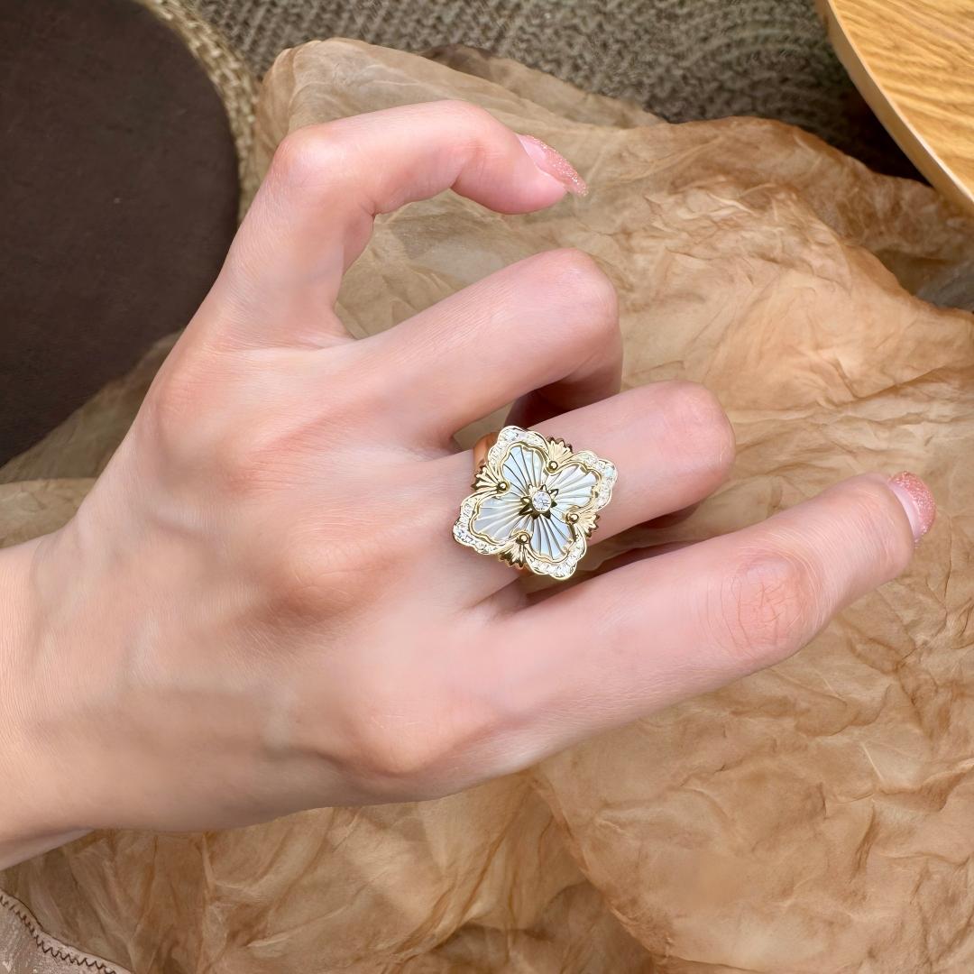 [Royal JEWELRY] OPERA TULLE  RING WITH  ENAMEL BACKGROUND