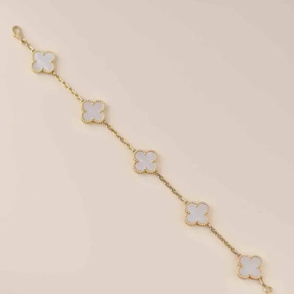[Royal Jewellery]CLOVER WHITE PEARL MOP 5 MOTIF BRACELET COLLECTION