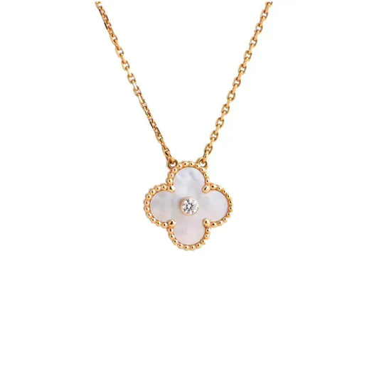 [Royal Jewellery]CLOVER 15MM DIAMOND WHITE FRITILLARIA NECKLACE