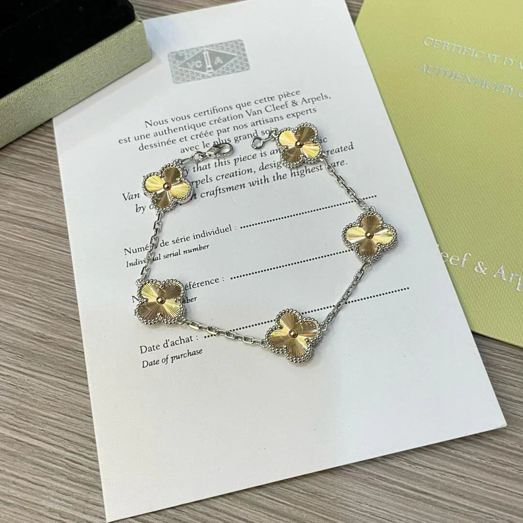 [Royal Jewellery] CLOVER 5 MOTIF LASER BRACELET COLLECTION