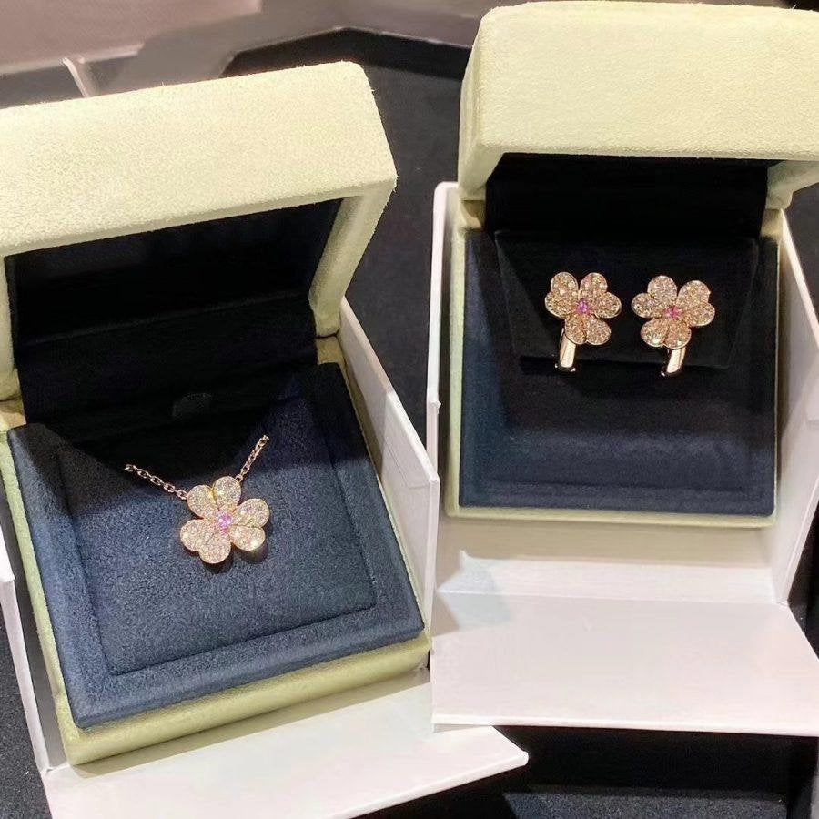 [Royal Jewellery]FRIVOLE ROSE GOLD FLOWER DIAMOND NECKLACE