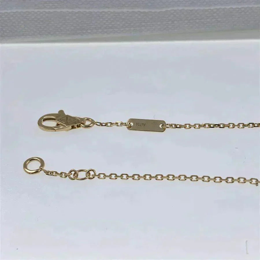 [Royal Jewellery]CLOVER  CARNELIAN SINGLE FLOWER BRACELET