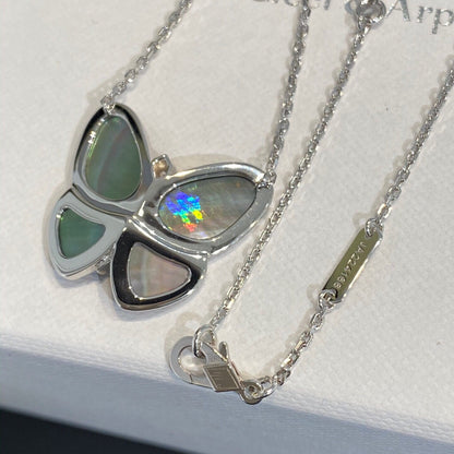 [Royal Jewellery]LARGE BUTTERFLY SILVER PENDANT DIAMOND NECKLACE