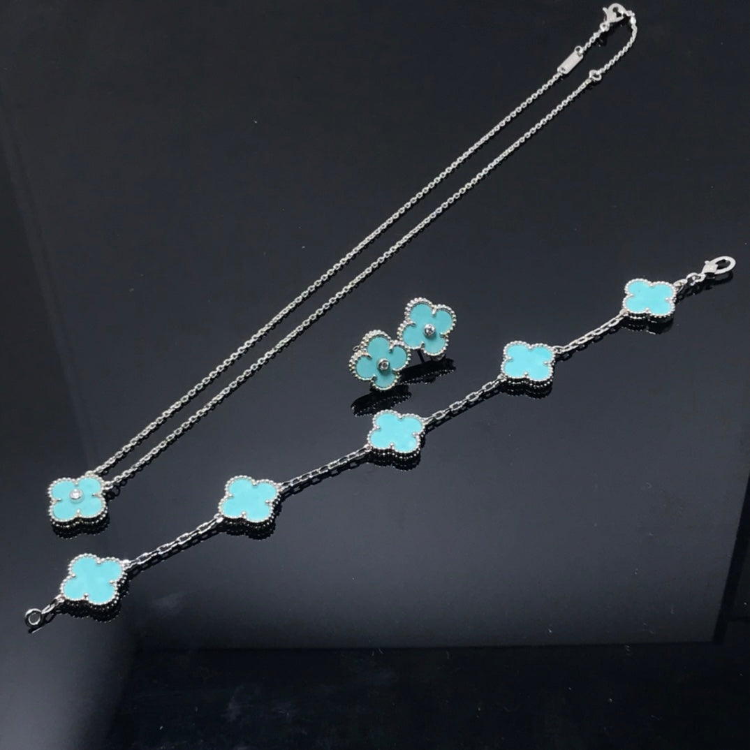 [Royal Jewellery]CLOVER 1 DIAMOND BLUE SKY SILVER EARRINGS