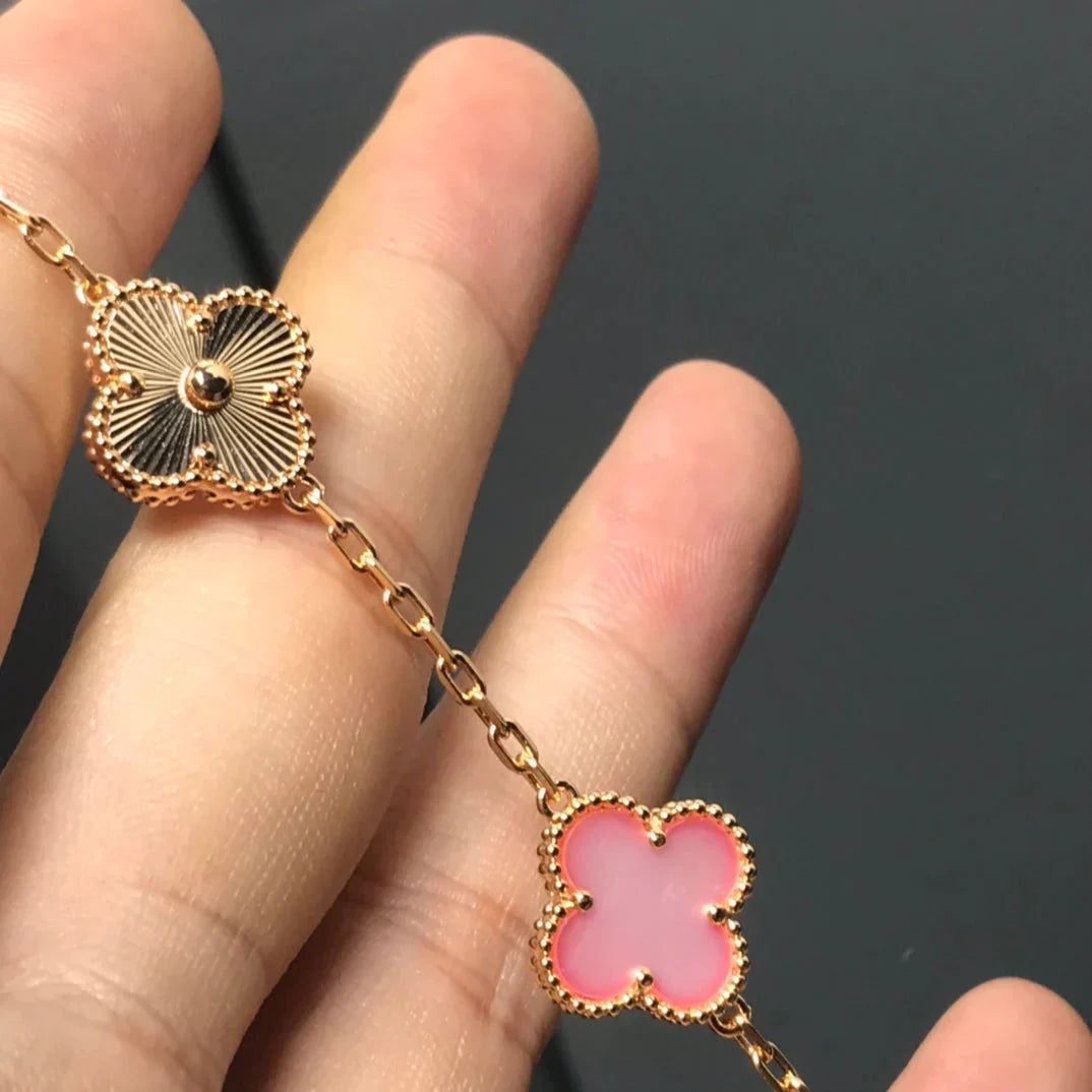 [Royal Jewellery] CLOVER 5 MOTIFS  PINK MOP BRACELET COLLECTION